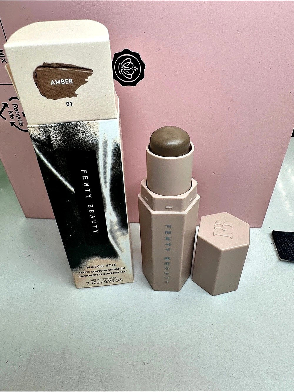 Fenty Beauty Match Stix Matte Contour Skinstick Amber 01 NWT